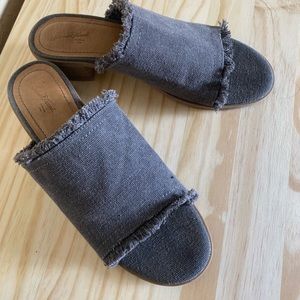 Canvas open toe Mules
